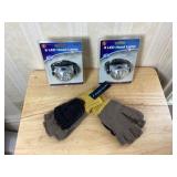 2 8-LED Headlamps and 2 Pairs of Knit Gloves