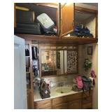 Complete Bathroom Contents Cabinets, Decor Dresser