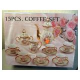 15-Piece Porcelain Coffee Set With Gold Trim