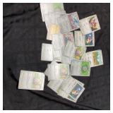25 Unsorted Pokï¿½mon Trading Cards