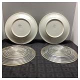 4 Assorted 10-Inch Trays