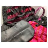 4 Victoriaï¿½s Secret Tote Bags