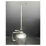 ZEWS Oiler Inc. Metal Oil Can