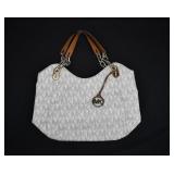 Pre-owned Michael Kors Signature MK Shoulder Bag