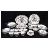 54-pc Wedgwood KUTANI CRANE Bone China Set