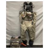 Simms Fishing Products Waders NWT Size XLS