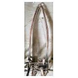 12 Metal Fur Stretchers, 47 Inches