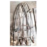 Metal Fur Stretchers in Various Sizes