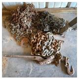 Various Size Chains with Lever Binder