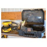 DeWalt Random Orbit Sander with Hard Carry Case