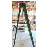 Werner Green Aluminum Ladder, 5-Step, Broken