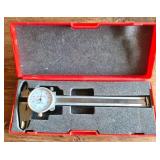 Grizzly Dial Caliper in Red Case