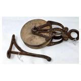Metal and Wood Starline Pulley and Bracket