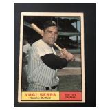 1961 Topps Yogi Berra Card #425 Yankees HOF
