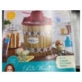 4 Quart NIB Pioneer Woman Ice Cream Maker
