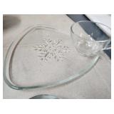 Snowflake Pattern Glass Plate/Cup Set 8 of Each