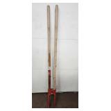 Post Hole Digger (Like New)