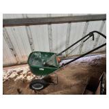 Scotts Basic Spreader