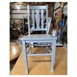 Wooden Chair No Shipping Has Crack