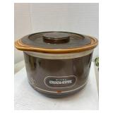 Small Vitage Rival Crockpot