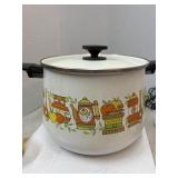 Vintage Enamel Stock Pot