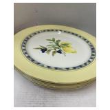 4 Dinner Plates Royal Doulton