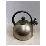 U And M Tea Pot T2