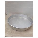Round cake pan
