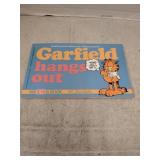 Garfield hangs out