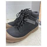 Sz 5 Shoes Boys like new