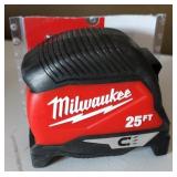 Milwaukee 25ft Tape Measure