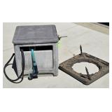 Suncast Hose Reel Box with Hose