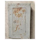 100 Amp Main Breaker Box