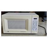 GE Turntable Microwave Oven