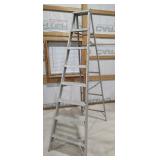 8 ft Aluminum Step Ladder