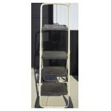 Cosco Step Ladder