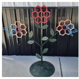 Metal Flower/Hummingbird Yard Art Decor