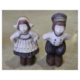 Dutch Boy & Girl Kissing Concrete Statues