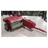 Ertl 1/16th International Harvester Square Baler