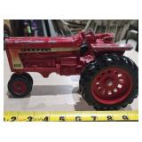 Ertl 1/16th Diecast Farmall 806 Tractor