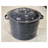 Black Canner with Jar Rack