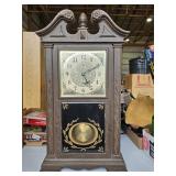 Lux Robertshaw Battery Powered Clock