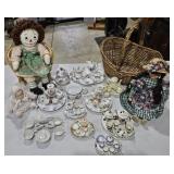 Misc Dolls & Doll/Mini Tea Sets