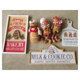 Christmas Wall Decor & Gingerbread Men Decor