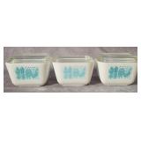 (3) Pyrex 1 1/2 Cup Refrigerator Dishes with Lids