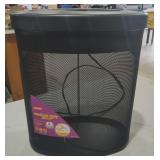 Staples 8 sheet Paper Shredder