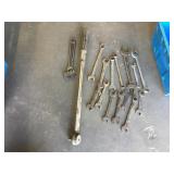 Click Type Torque Wrench, Crescent Wrench