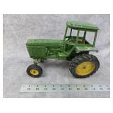 John Deere tractor w/cab