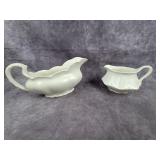 Gravy boat & creamer