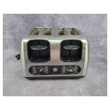 GE 4-slice toaster
